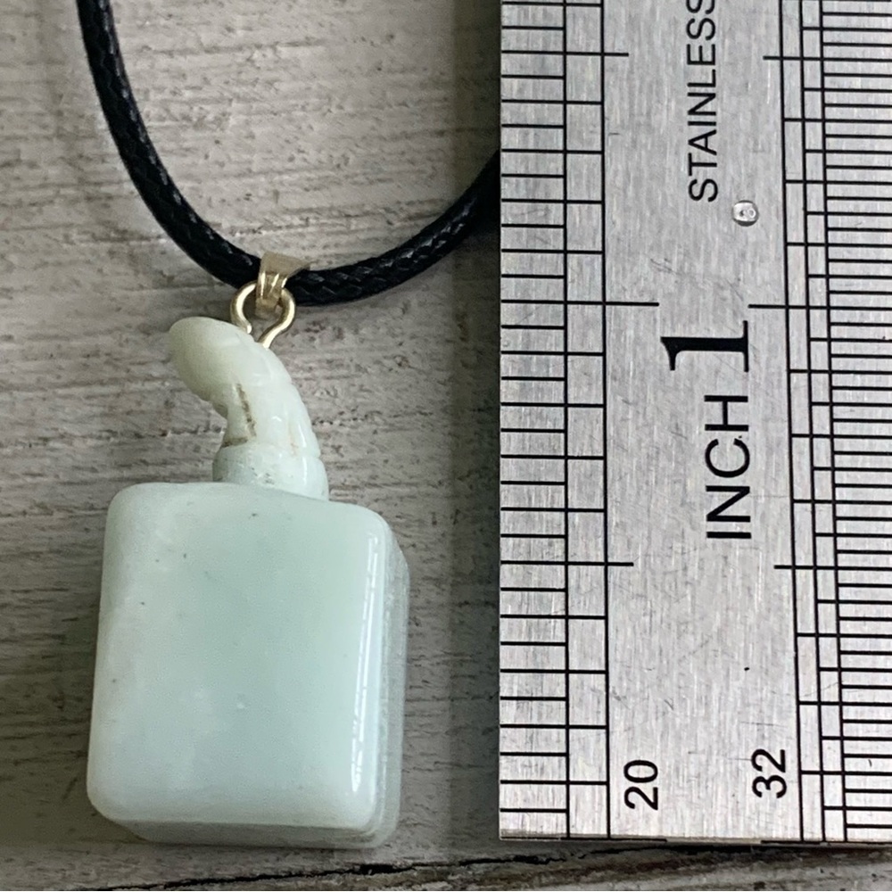 Amazonite Stone Carved Perfume Bottle Pendant Necklace Adjustable Cord Chain 20" - Picture 8 of 9